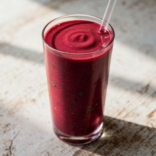 Cherry–Almond–Kale Metabolic Smoothie