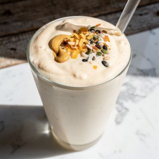 Creamy Vanilla Smoothie Bowl