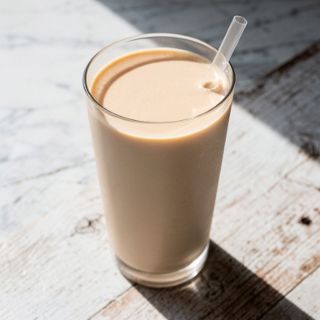 Easy Homemade Oat Milk (gluten-free!)